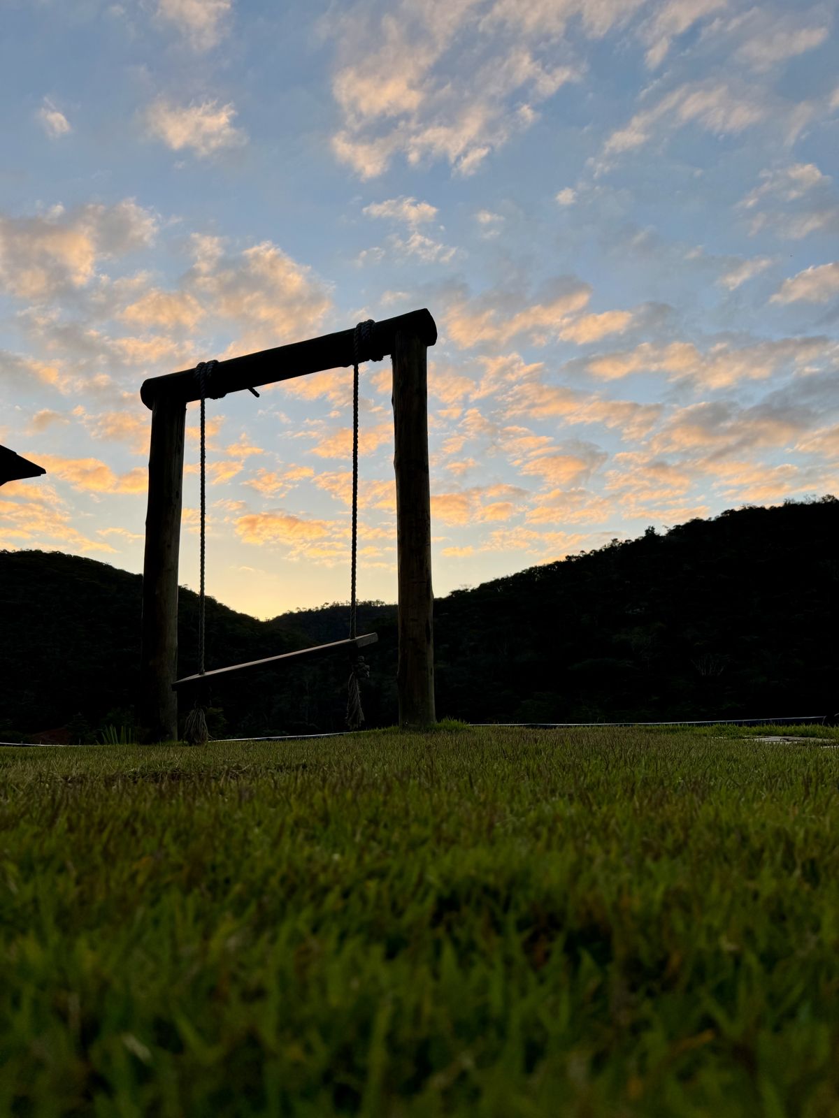 Balanço no fim de tarde